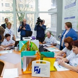 Первый центр серебряного волонтёрства открыли в Новосибирске